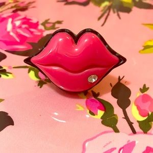 Betsey Johnson Lip Ring
